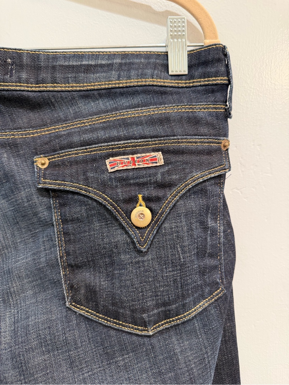Hudson Jeans Collin Flap Pocket Straight Leg in Dark Wash Mid Rise 31 Tall Long